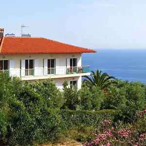 Apartment Aris